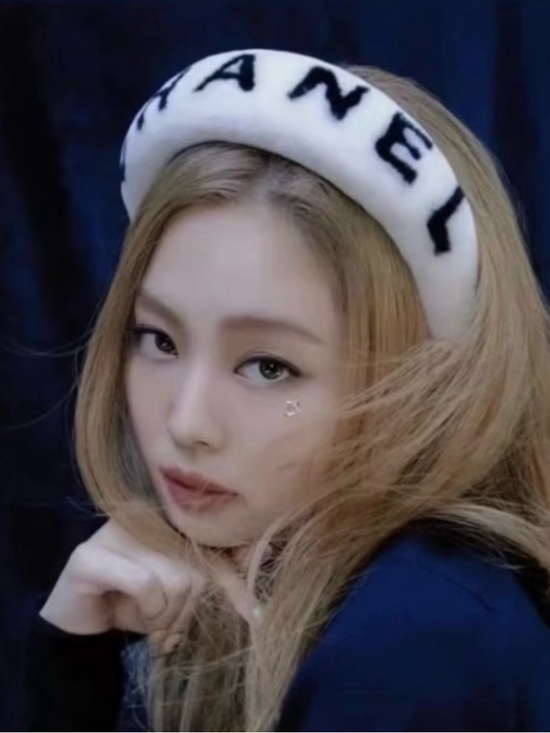 ChaneI White Faux Fur Spell-Out Headband With Black Lettering